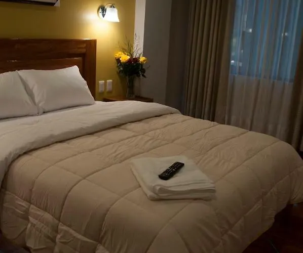 ゲストハウス Picos House 3*